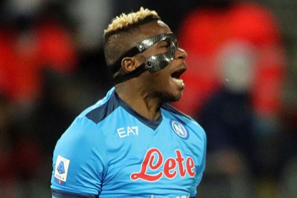 Bukti Cinta Osimhen untuk Napoli