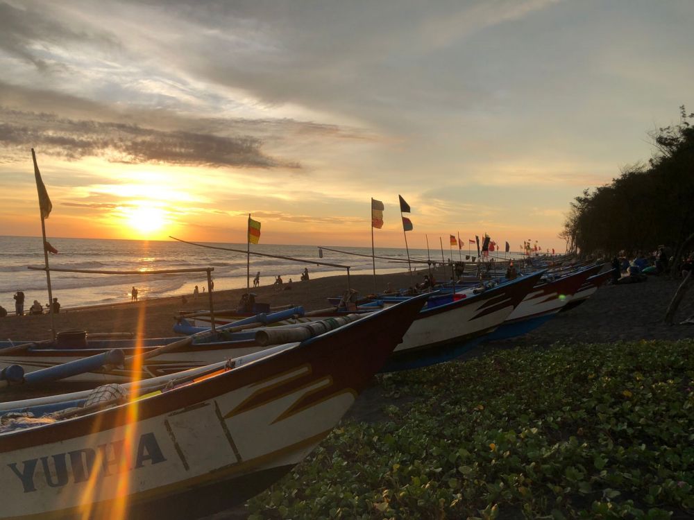 Pantai Baru Bantul: Lokasi, Rute, Harga Tiket, dan Tips