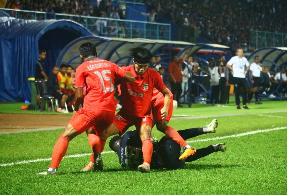 Tundukkan Borneo FC, Arema FC Semakin Dekat Gelar Juara