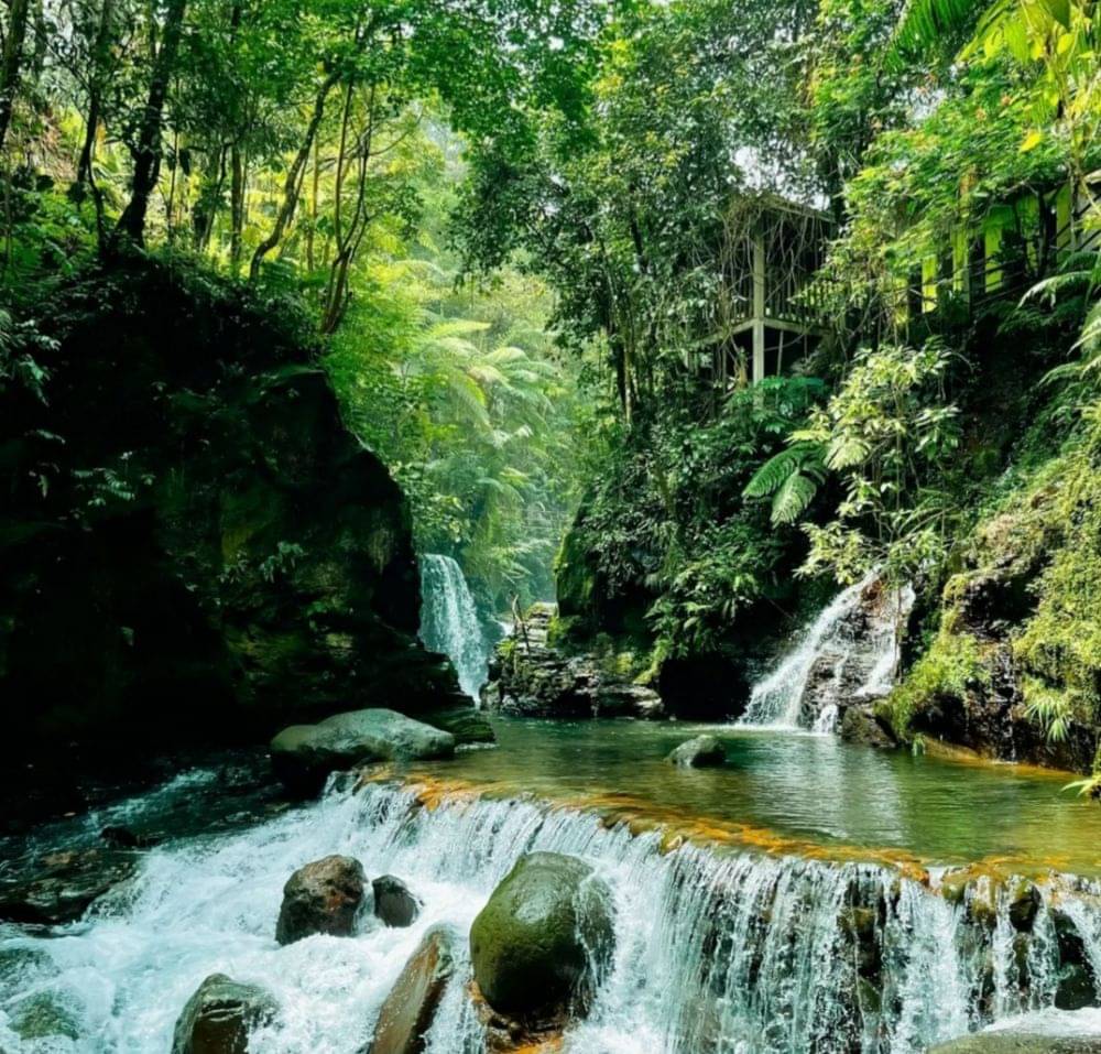 Potret Curug Balong Endah