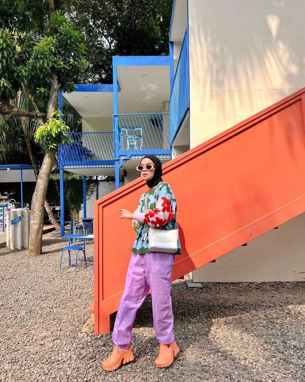 10 Inspirasi OOTD Cewek Kue Ala Tantri Namirah, Trendy Abis!