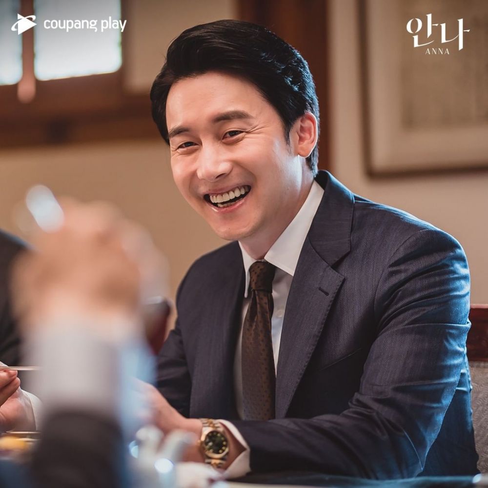 Adu Peran Kim Joon Han di KDrama Anna dan Hospital Playlist