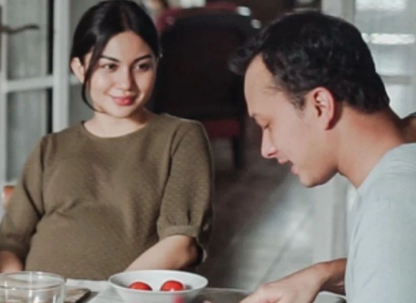 Ariel Tatum Dan Nicholas Saputra Di Film Sayap Sayap Patah