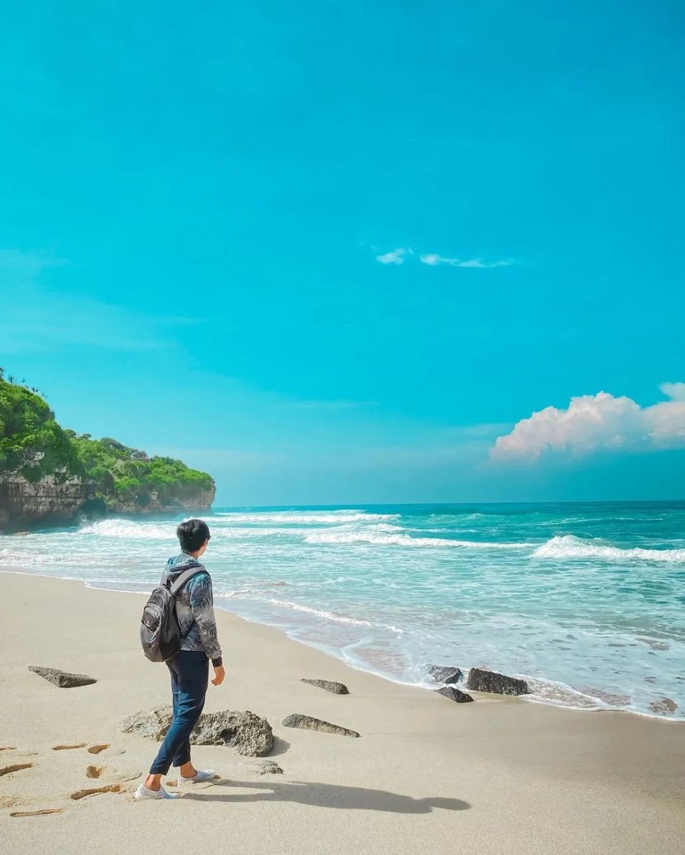 5 Daya Tarik Pantai Trenggole, Hidden Gem di Gunungkidul