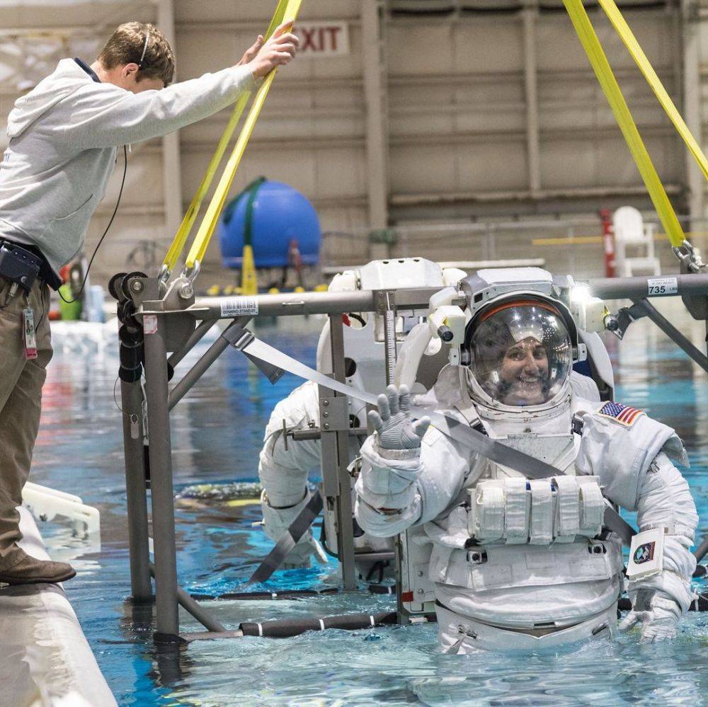 9 Astronot Wanita NASA Bakal Pergi Ke Bulan Untuk Pertama