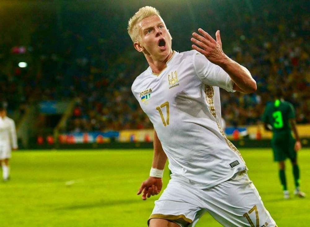 Oleksandr Zinchenko, Bek Ukraina Yang Direkrut Arsenal