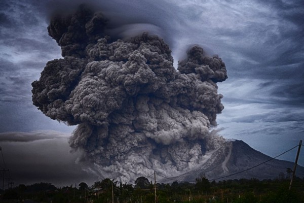 Proses Erupsi Gunung Berapi, Termasuk Semeru dan Anak Krakatau