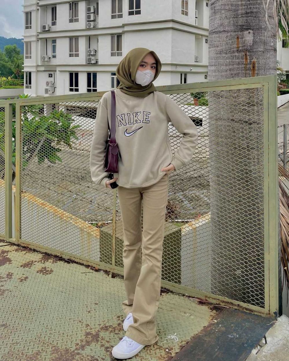 Referensi OOTD Sweater ala Remaja Kekinian, Kece!