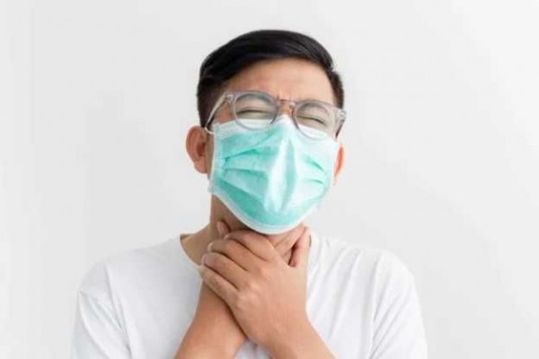 5 Obat Alami Atasi Tenggorokan Sakit Akibat Makan Gorengan