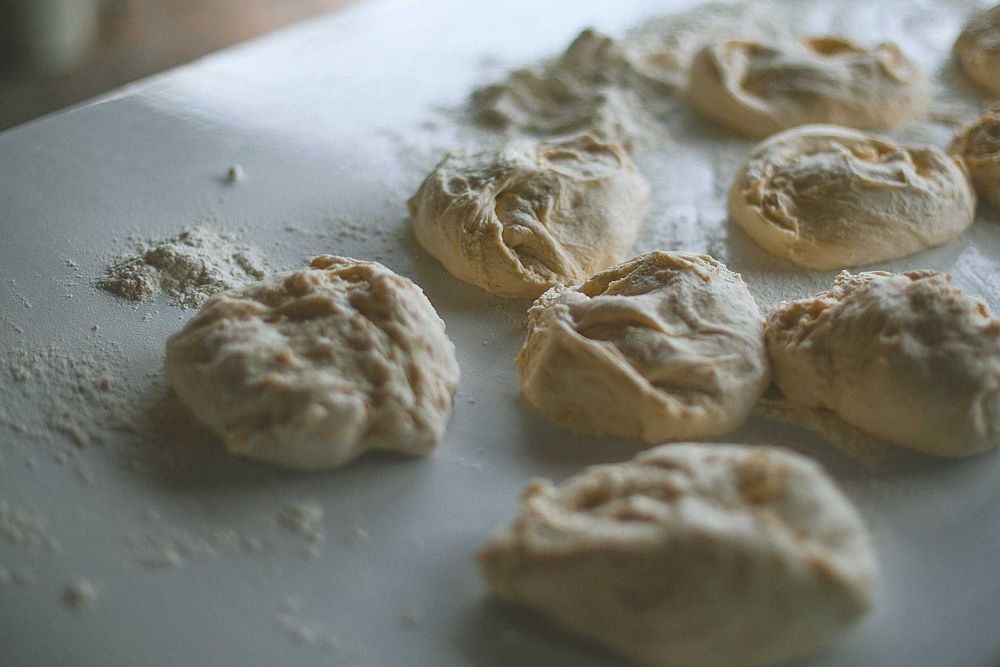 Resep Roti Bakso Ayam Ala Chef Luvita Ho, Isiannya Melimpah