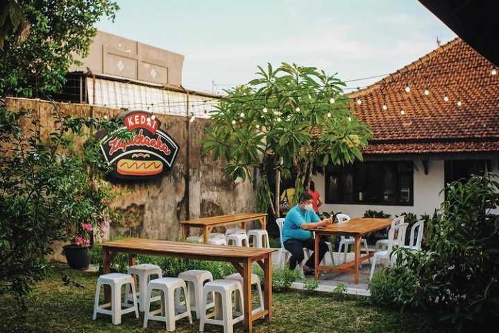 Gandhok Coffee, Kedai Kopi dan Tempat Makan Bakmi Dekat Keraton Jogja 