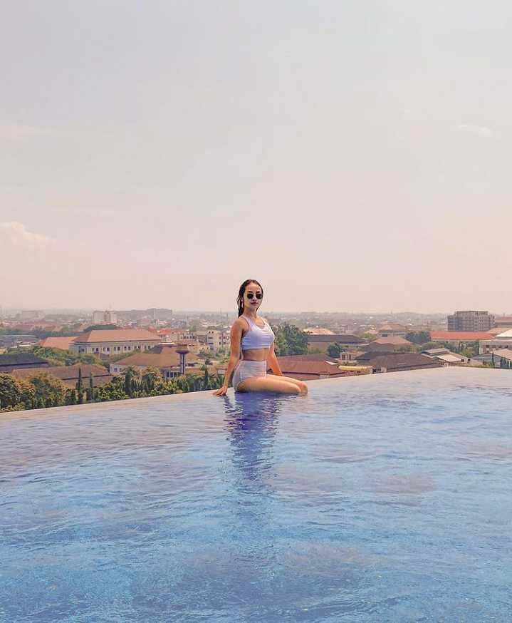 10 Hotel dengan Infinity Pool di Jogja, Mulai Rp400 Ribuan