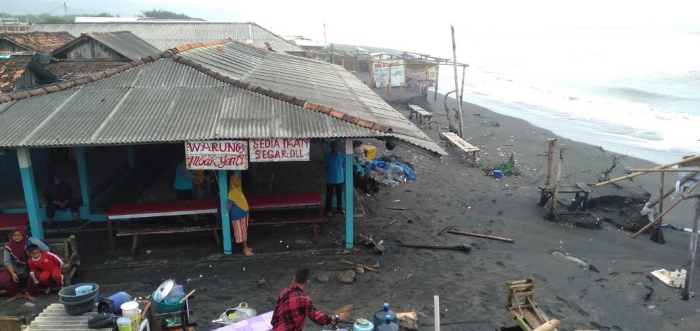 Laut Pasang, Pantai Depok Bantul Kembali Diancam Abrasi