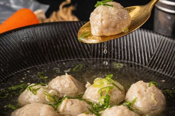 Resep Bakso Ayam yang Gurih dan Kenyal, Begini Cara Buatnya!