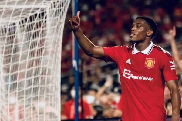 Martial Jadi Tumbal MU demi Rasmus Hojlund