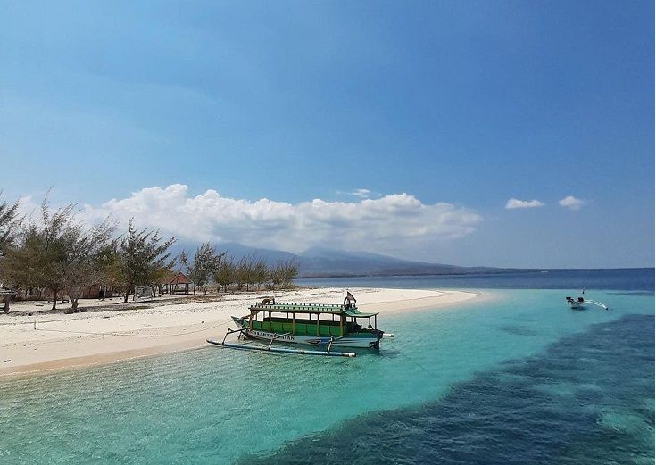 9 Destinasi Wisata di Lombok yang Cocok untuk Berbulan Madu