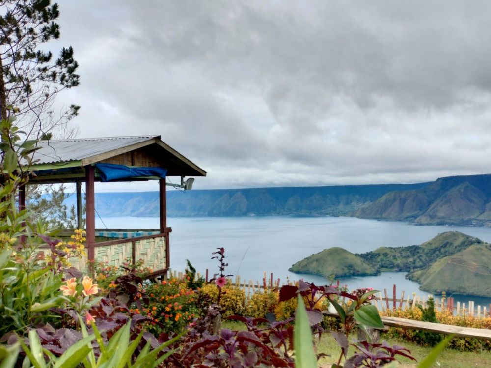 Sippan, Spot Camping Baru Cocok untuk Menikmati Indahnya Danau Toba