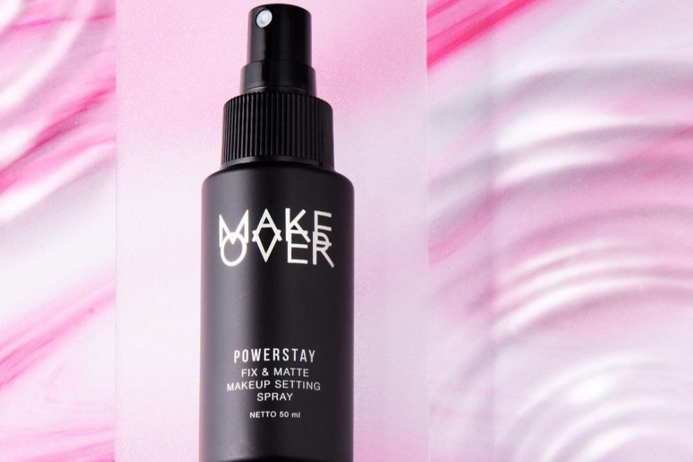 Make Over Powerstay Fix & Matte Makeup Setting Spray (instagram.com/mak...