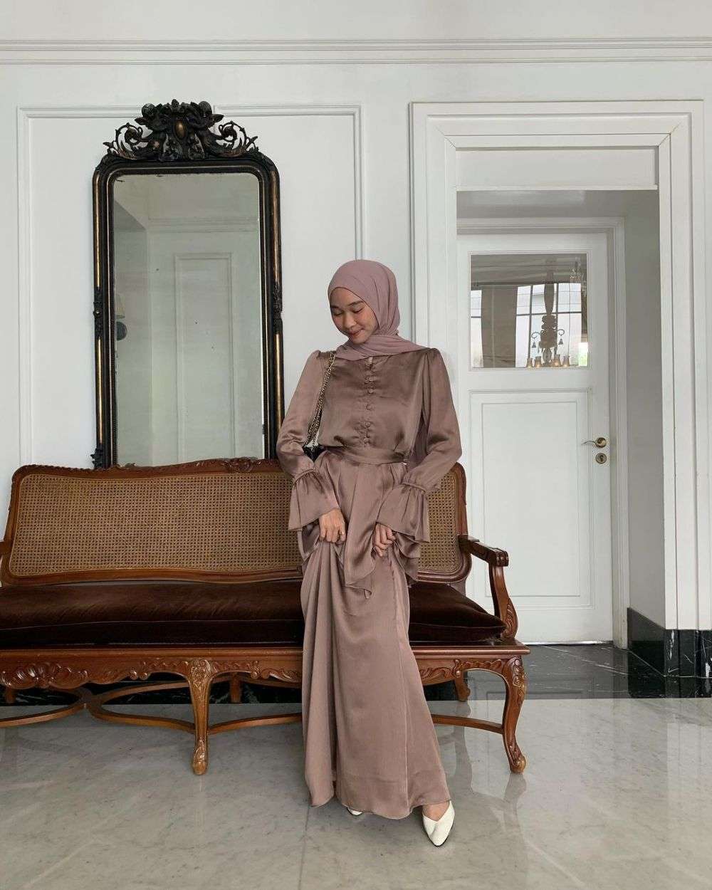 12 Inspirasi Ootd Kondangan Bernuansa Soft Ala Cewek Bumi