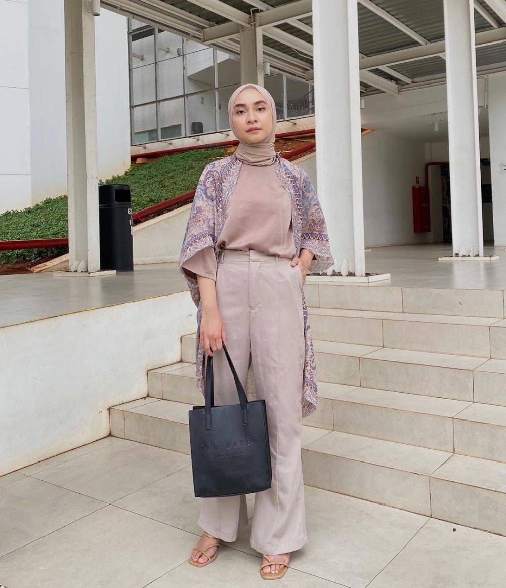 10 Inspirasi Outfit Hijab Untuk Kondangan