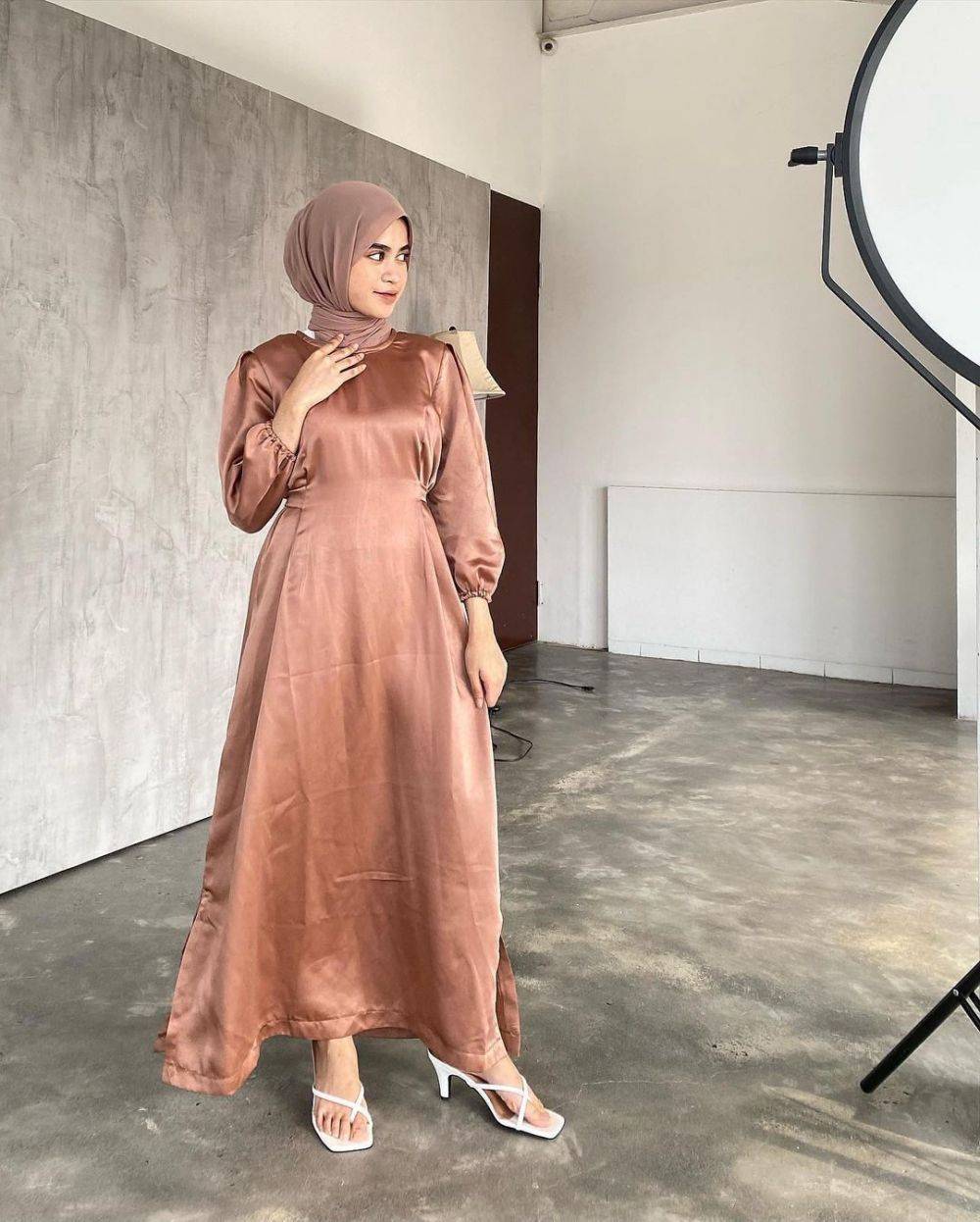 10 Inspirasi Outfit Hijab Untuk Kondangan