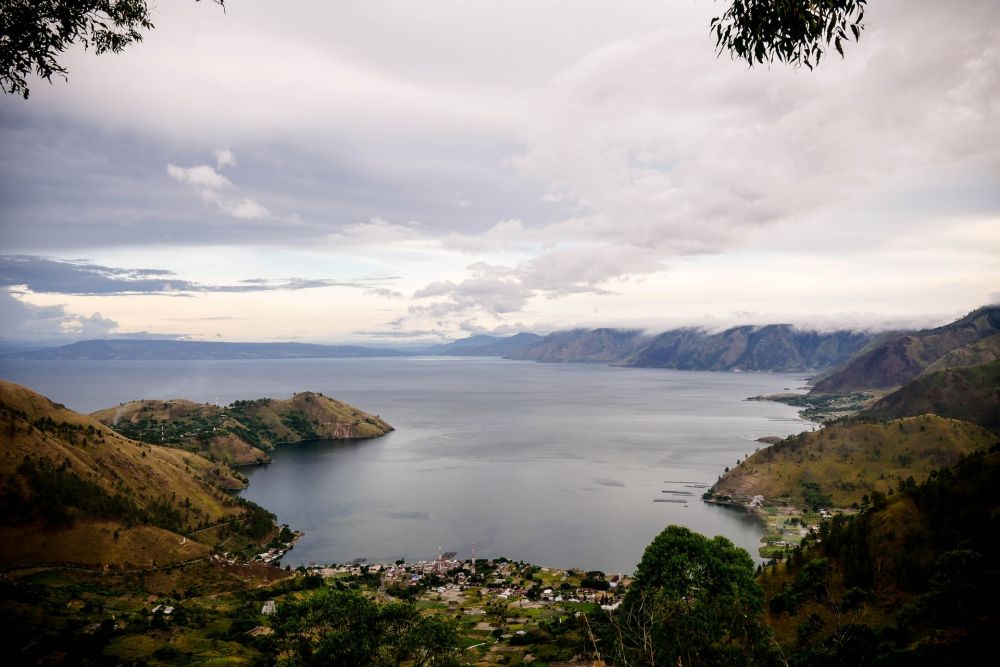 10 Potret Keindahan Danau Toba, Wisata Hasil Letusan Dahsyat Gunung