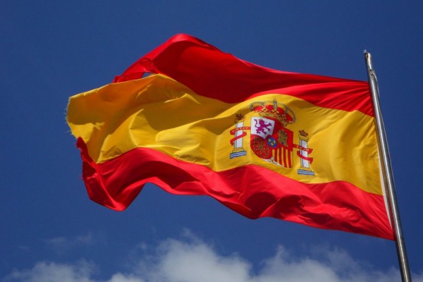 Spanyol Terapkan Pajak Baru bagi Bank dan Perusahaan Energi