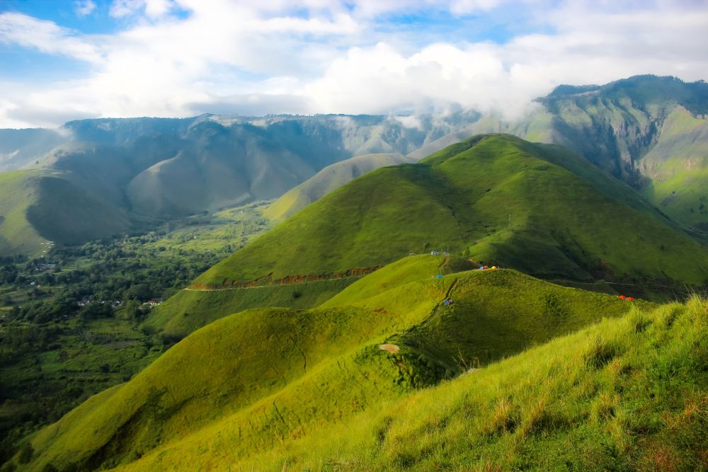 10 Potret Keindahan Danau Toba, Wisata Hasil Letusan Dahsyat Gunung