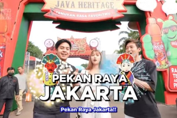 10 Momen Seru Jerome Ajak Yusuke dan Hitomi Mukbang Street Food di PRJ