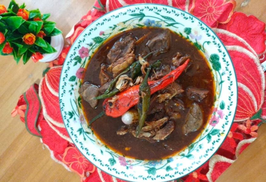 Resep Pindang Daging Sapi Kluwek, Makanan Enak Khas Kudus