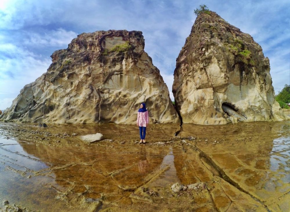 Daftar Pantai Instagramable di Banten, Cocok untuk Healing
