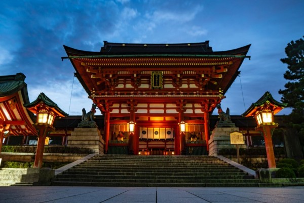 Kyoto: Kota Bersejarah dengan Kuil-Kuil Tua yang Memukau