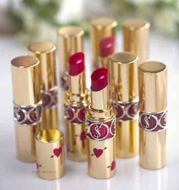 10 Rekomendasi Lipstik Bagi yang Punya Bibir Hitam dan Kering 
