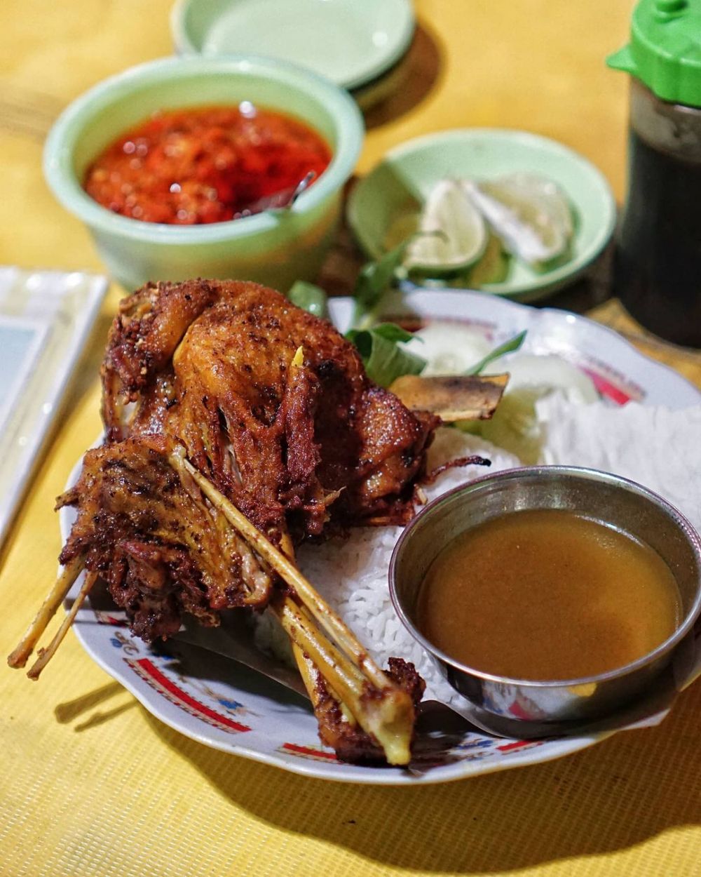 5 Warung Bebek Goreng Paling Enak di Surabaya