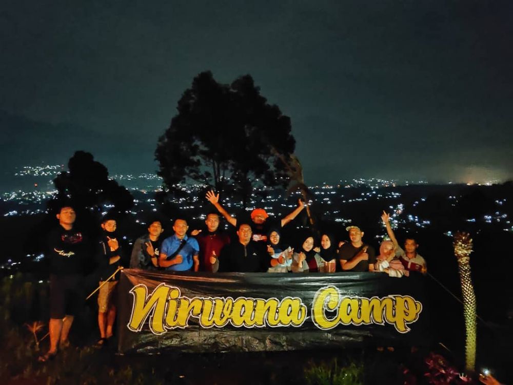 5 Alasan Harus Camping di Bukit Nirwana Malang