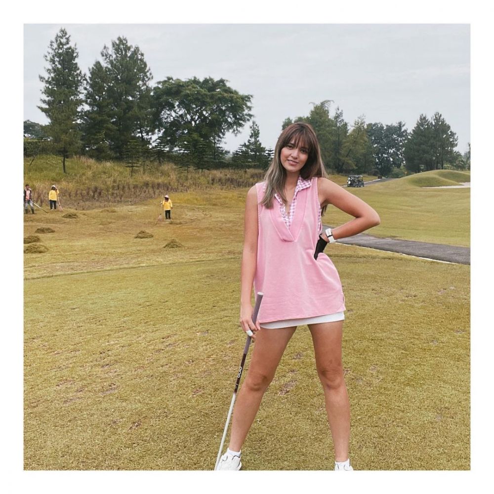 9 Inspirasi Outfit Golf ala Artis Indonesia, Stylish Abis! 
