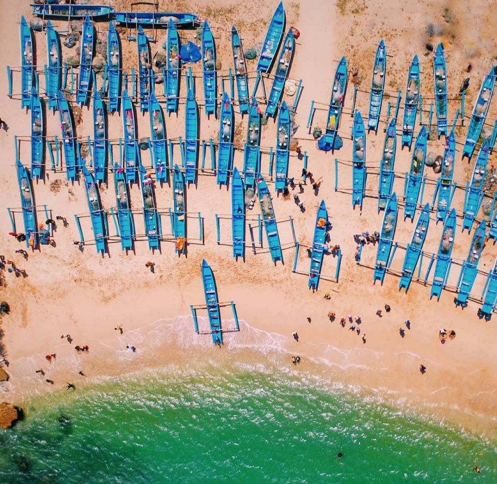 9 Potret Keindahan Pantai Ngrenehan, Pantai Eksotis di Yogyakarta