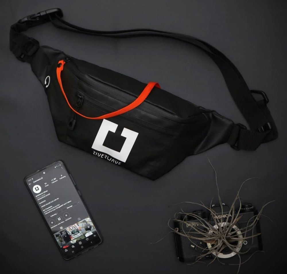 5 Rekomendasi Waist Bag dari Brand Lokal, Penampilan Cool!