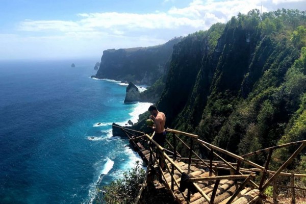 Info Wisata Air Terjun Peguyangan, Wisata Alam Populer di Bali 
