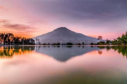 10 Tempat Wisata Dataran Tinggi Dieng Yang Paling Memesona