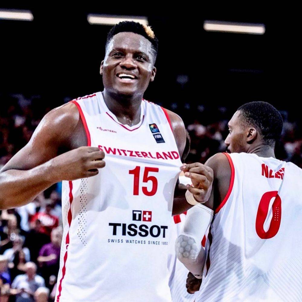 10 Potret Clint Capela, Pebasket NBA Terbaik Asal Swiss