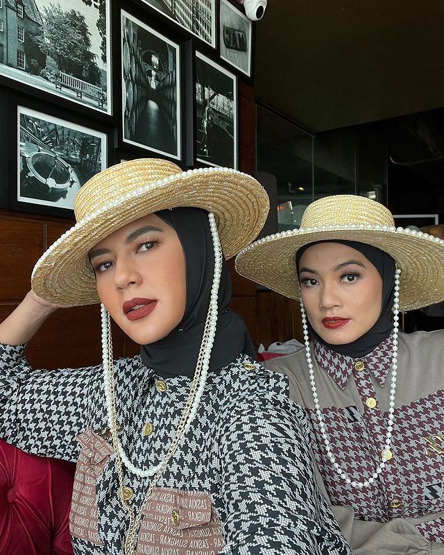 10 Potret Paula dan Titi Kamal di Fashion Show Zaskia Sungkar