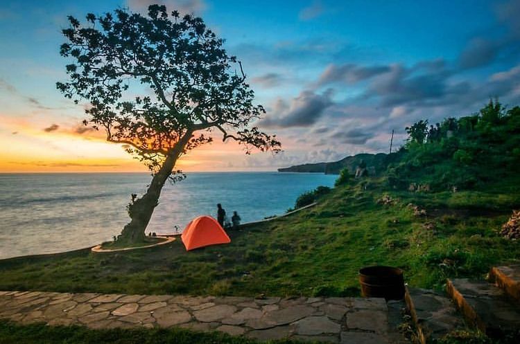 10 Pesona Pantai Kesirat Gunungkidul Kala Senja, Bikin Betah