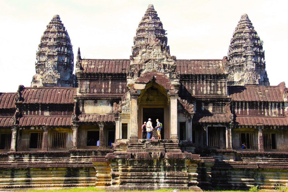 Kejayaan Kerajaan Khmer: Kunci Sukses di Balik Candi Angkor Wat