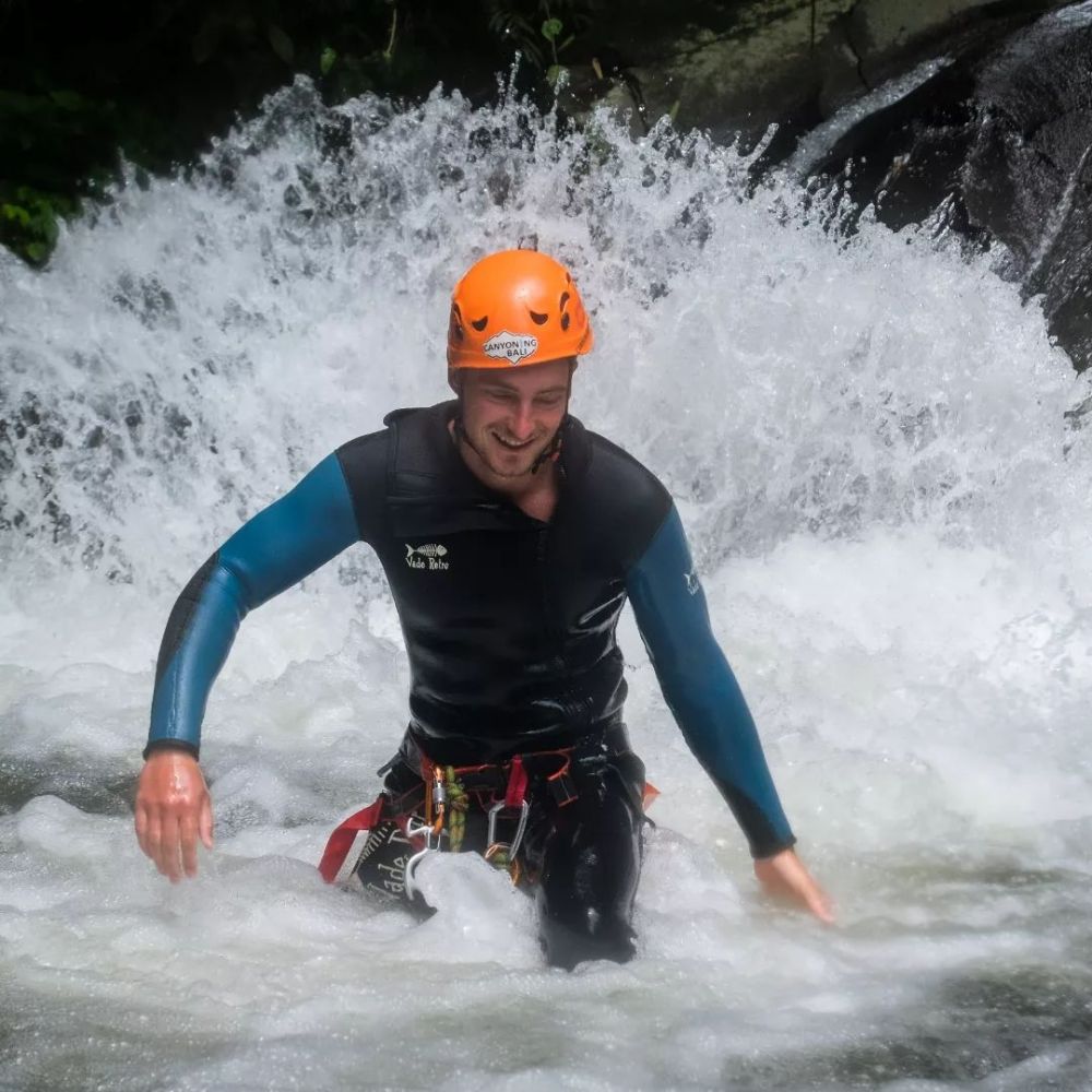 Mengenal Canyoning Bali, Surganya Petualangan di Bali Utara