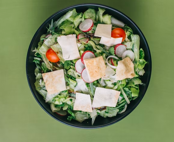 5 Manfaat Salad untuk Kulit, Gak Cuma Menurunkan Berat Badan!