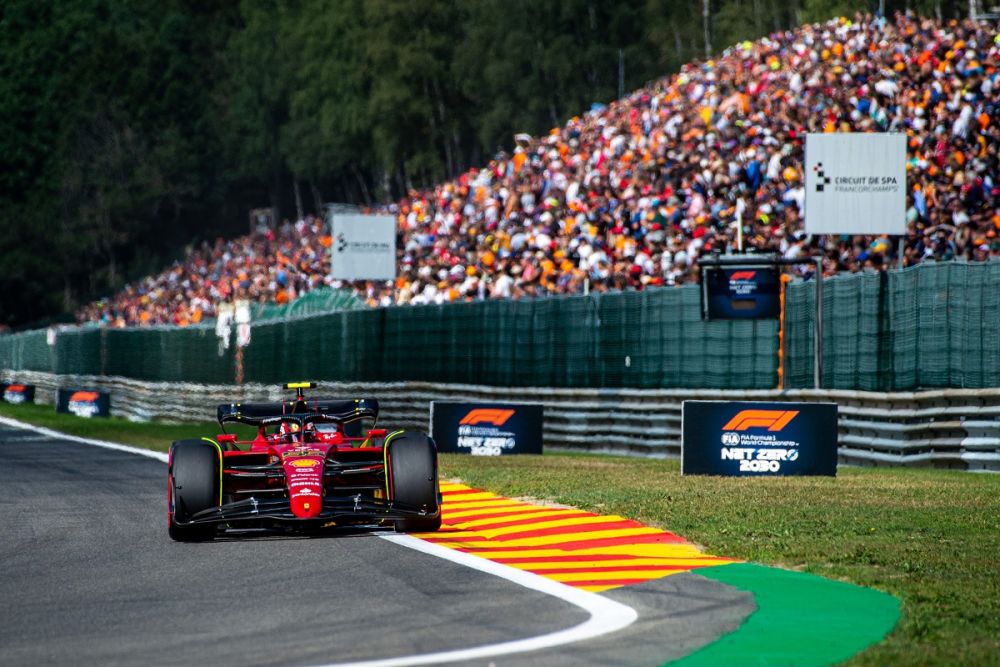 Carlos Sainz Jelaskan Isu Utama Ferrari Pada F1 GP Belgia