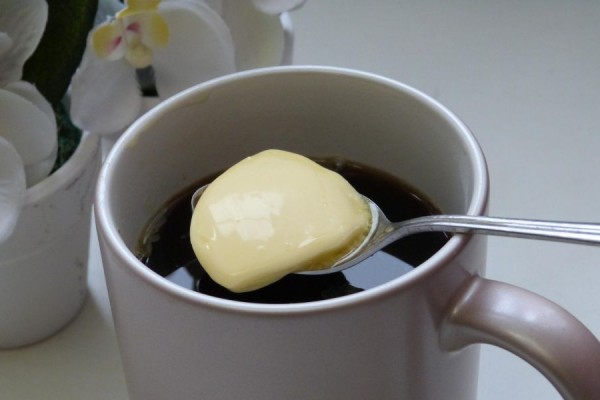 5 Minuman yang Dibuat dengan Tambahan Mentega, Creamy dan Rich!