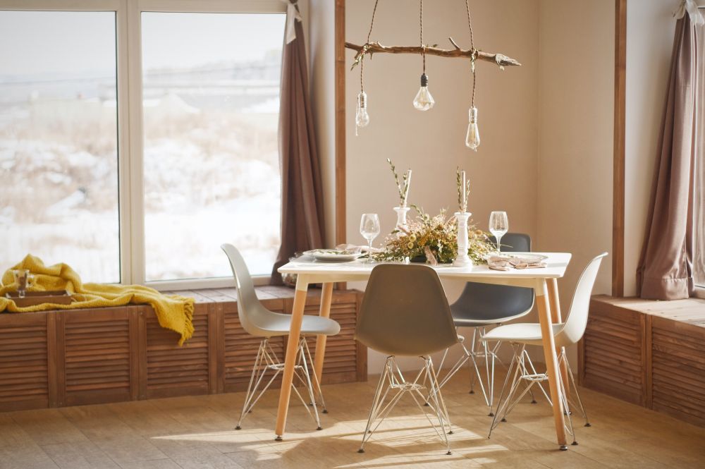 5 Ide Ruang Makan Kecil Terlihat Lega, Yuk Maksimalkan Luas Ruang 