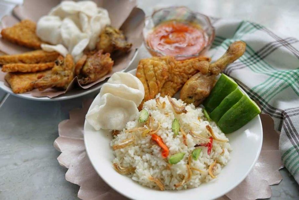 Resep Nasi Liwet Praktis Masak Pakai Rice Cooker, Gurihnya Bikin Nagih